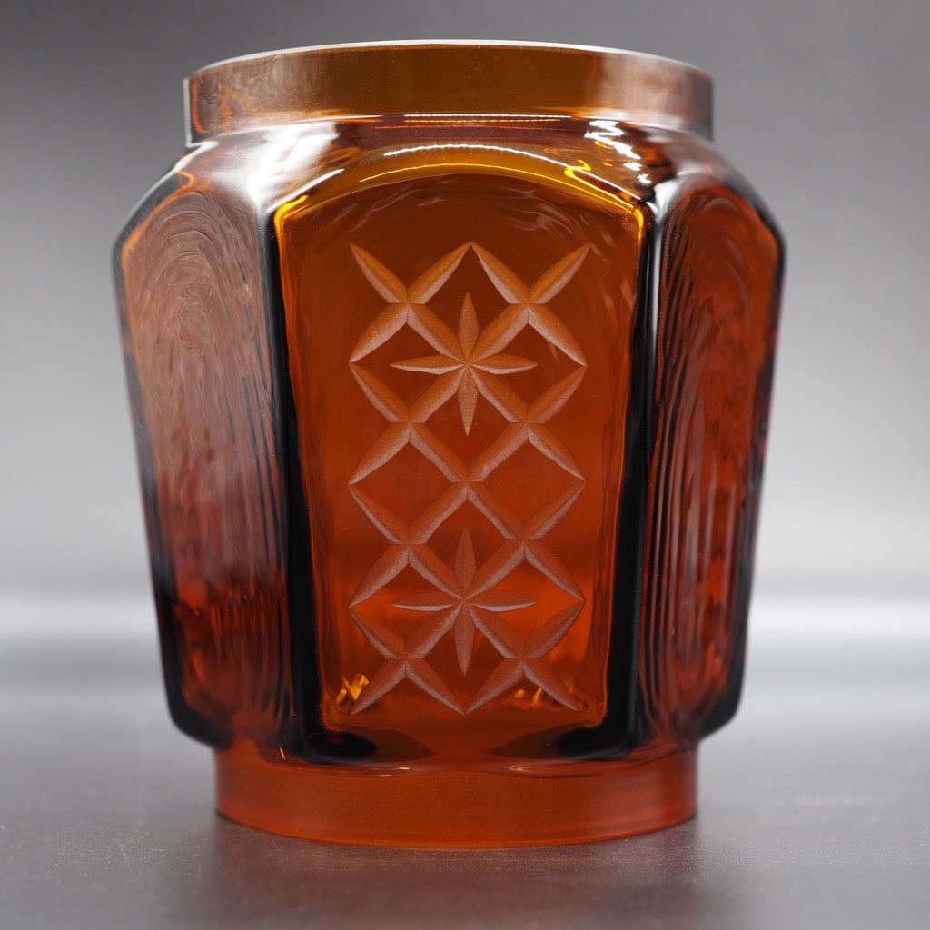 【廃盤品】KIRIKO Globe 星矢来3面 グリーン　江戸切子　銘灯 KIRIKO Globe -EDO- 星矢来 3面彫り – 銘灯-MEITOU-